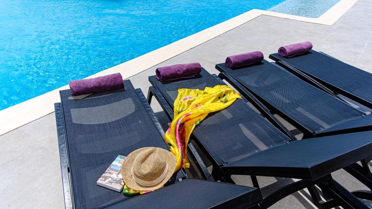 Coral Estate Ocean View Apartments Willemstad Esterno foto