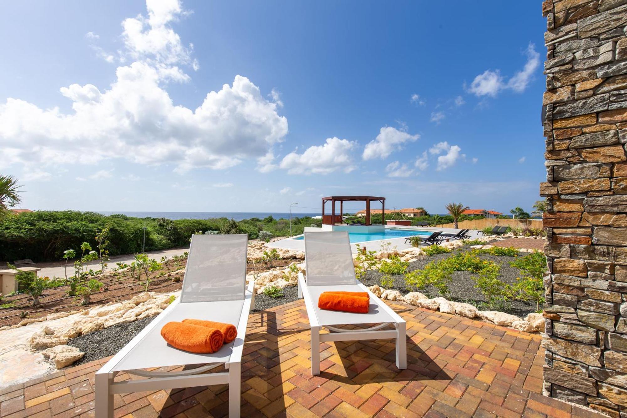 Coral Estate Ocean View Apartments Willemstad Esterno foto