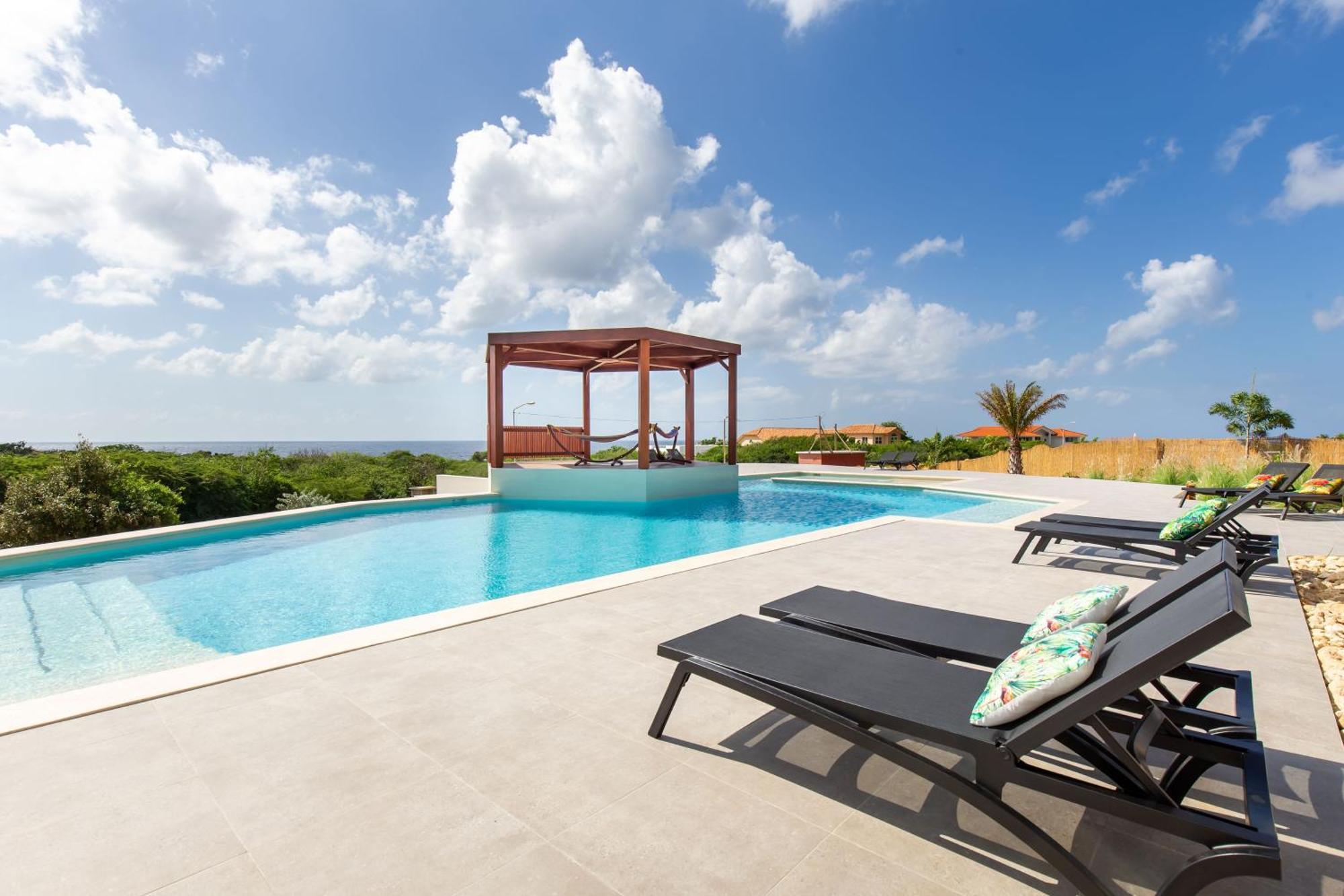 Coral Estate Ocean View Apartments Willemstad Esterno foto